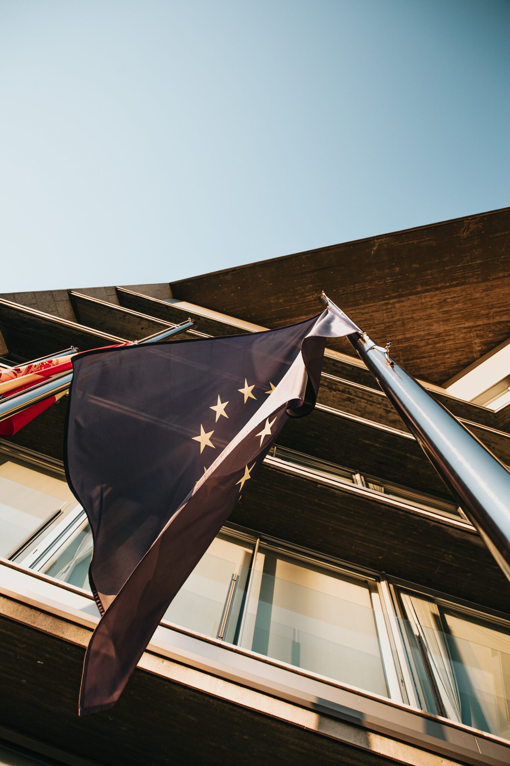 France and its borders: a singular geopolitical situation